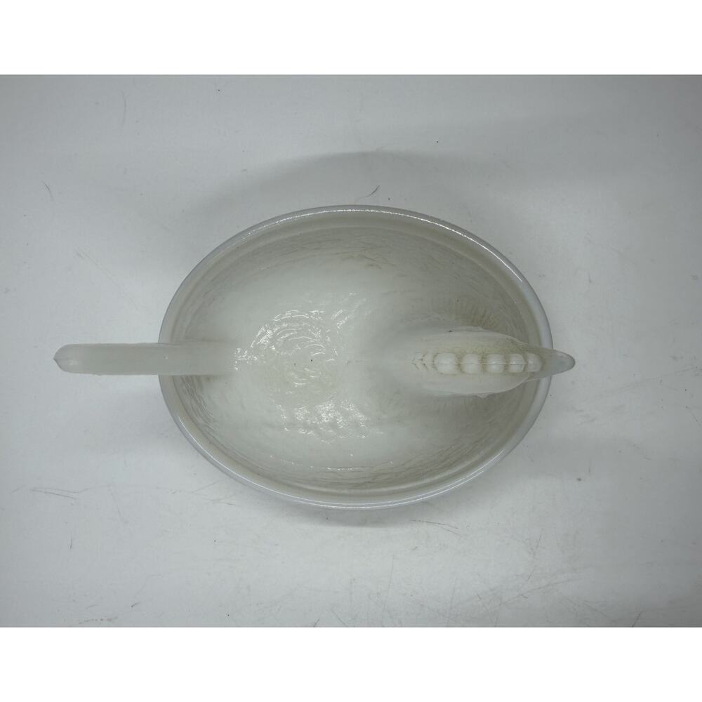 Vintage 4" Opalescent Milk Glass Hen on Nest Mini Dish 1940s HON Hazel Atlas? - Picture 3 of 10
